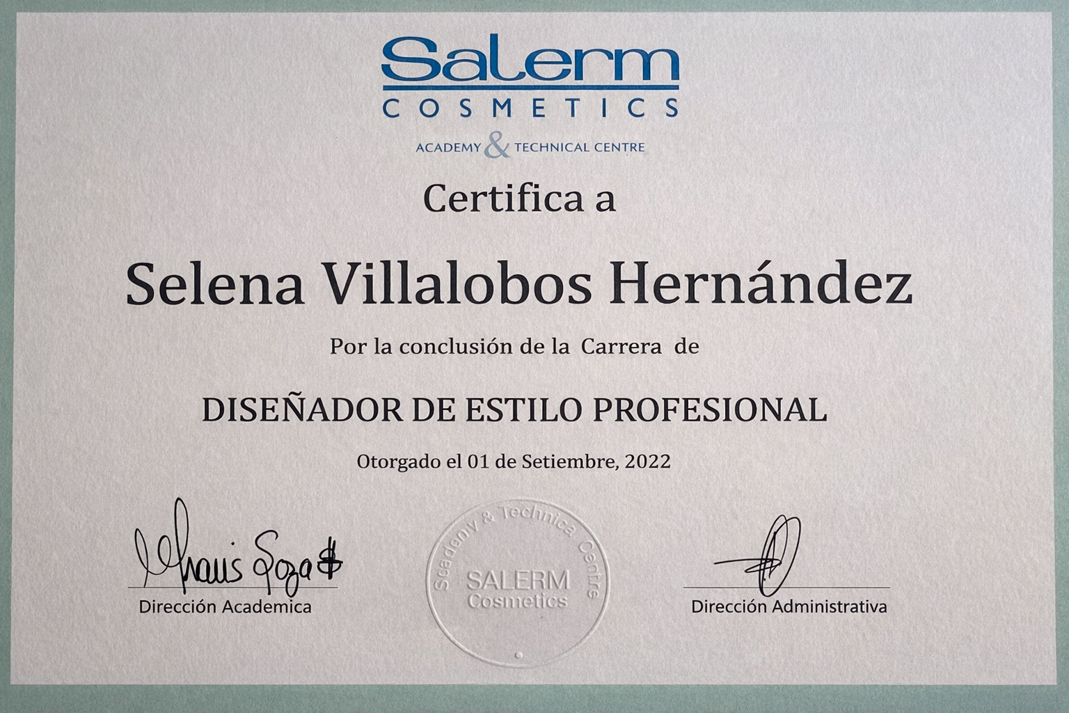 Título de Diseñadora de Estilo Profesional de Selena Villalobos Hernández